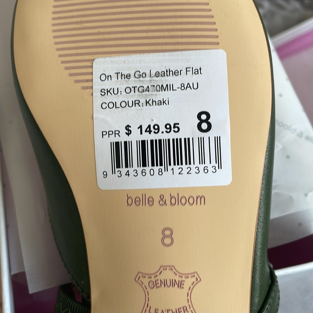 Belle & Bloom leather flats new in box - Picture 5 of 5